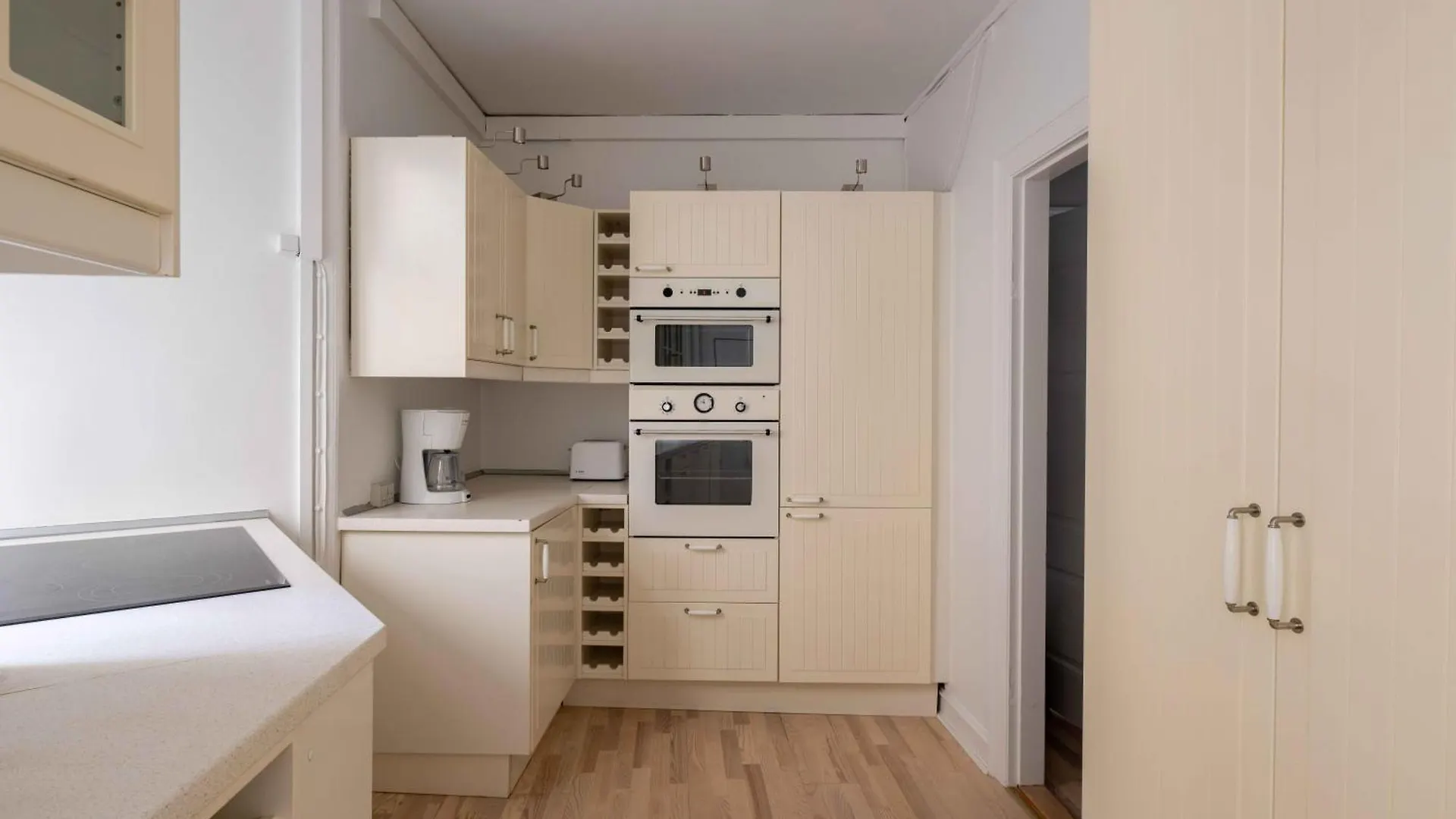 Spacious Tivoli Gardens Apartment W 3 Bedrooms Copenhagen 0*,  Denmark